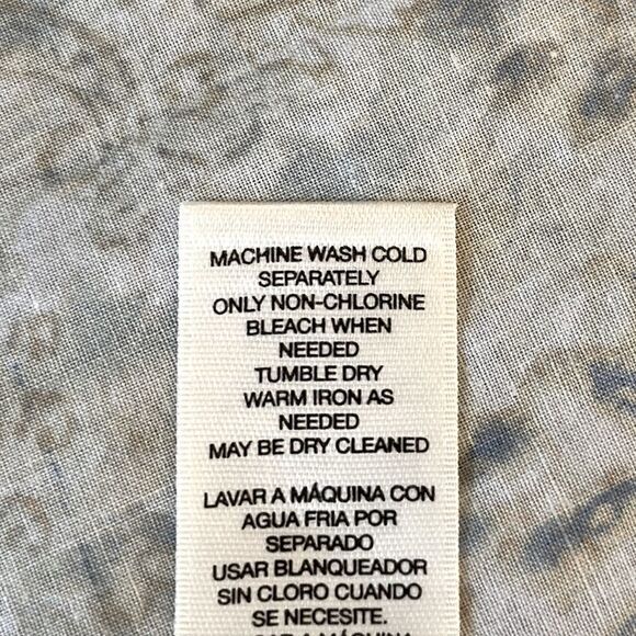 Chico’s Tunic Shirt Size 0 Small Size 4 Lightweight Roll Tab - Picture 12 of 14